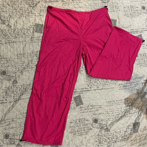 Hot Pink Parachute Pants from Forever 21 - Picture 1 of 9